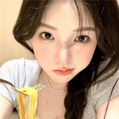 砍柴姑娘